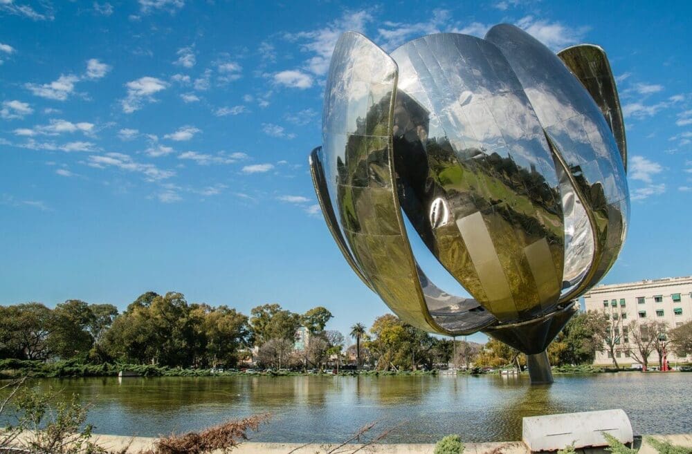Floralis Genérica | 5 Amazing Things to Know about the Giant Steel Flower in Buenos Aires 4 floralis generica | buenos aires