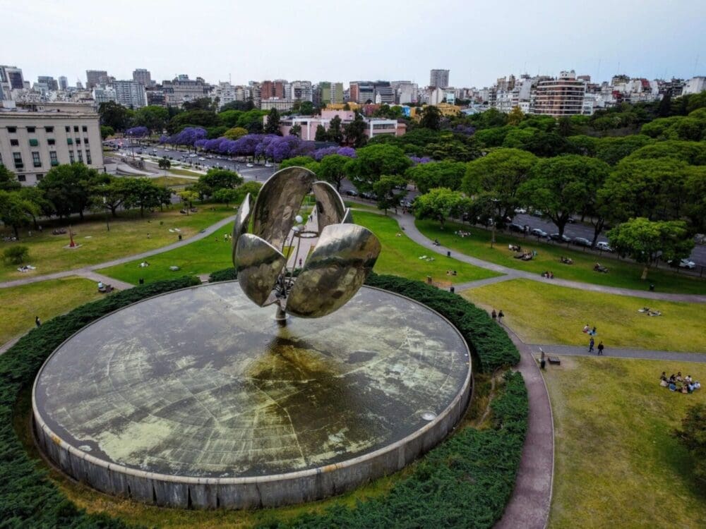 Floralis Genérica | 5 Amazing Things to Know about the Giant Steel Flower in Buenos Aires 1 floralis generica | buenos aires