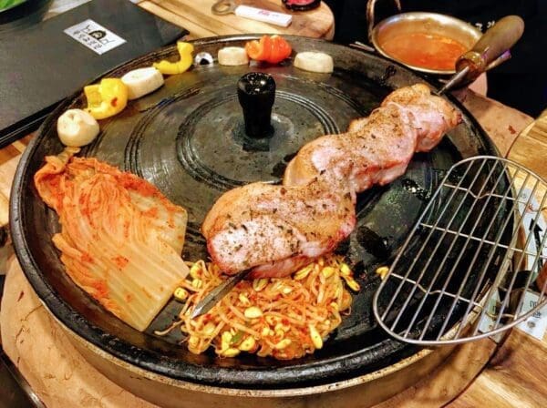 7 Delicious Places to Eat near Jamsilsaenae Station in Seoul | My Personal Favorites! 12 korean bbq jamsilsaenae station