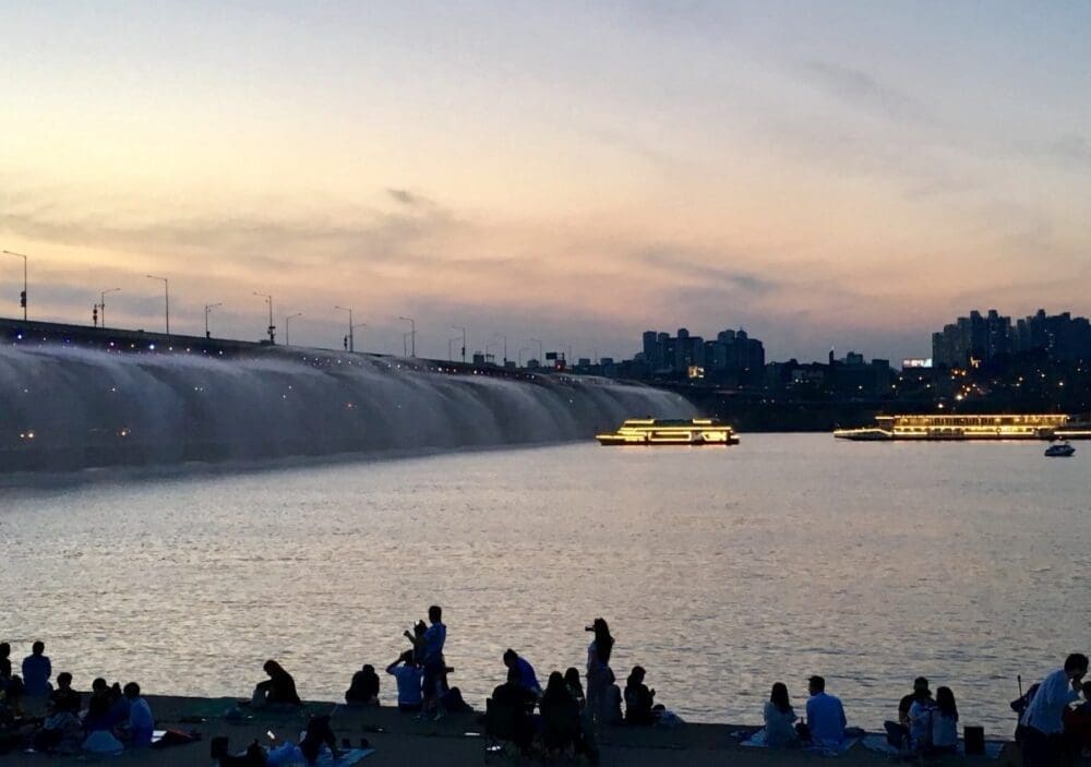 Hangang River cruise, Banpo Hangang Park