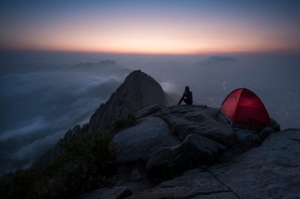 Seoul at Night | 29 Amazing Things for Insomniacs to do After Dark 28 sunrise on bukhansan mountain | hiking in seoul at night
