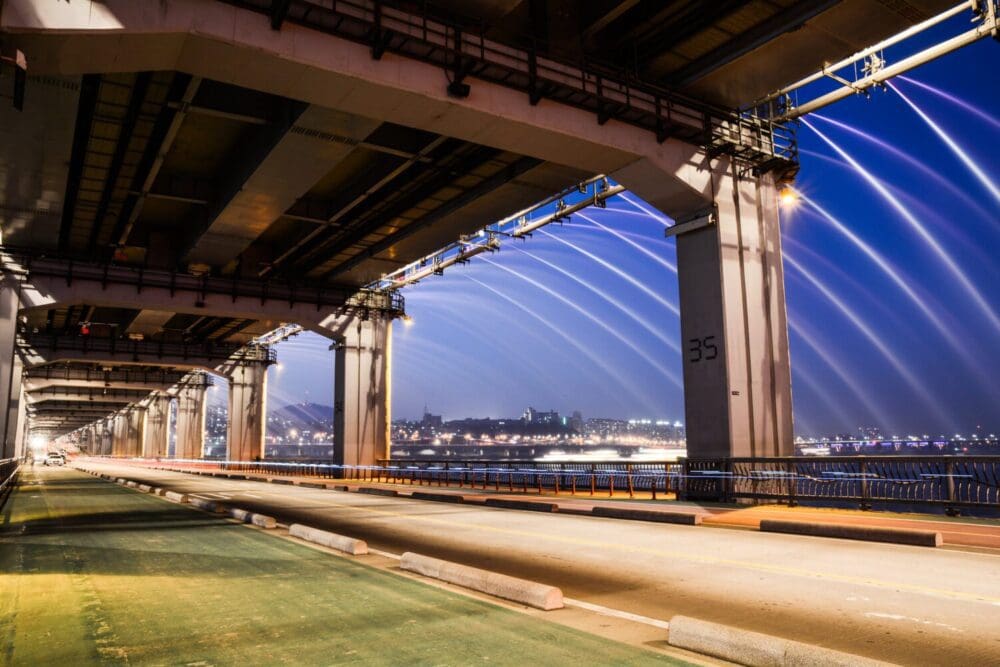 The Dazzling Banpo Bridge Rainbow Fountain | Current Schedule 2026 + How to Get There 7 jamsugyo bridge