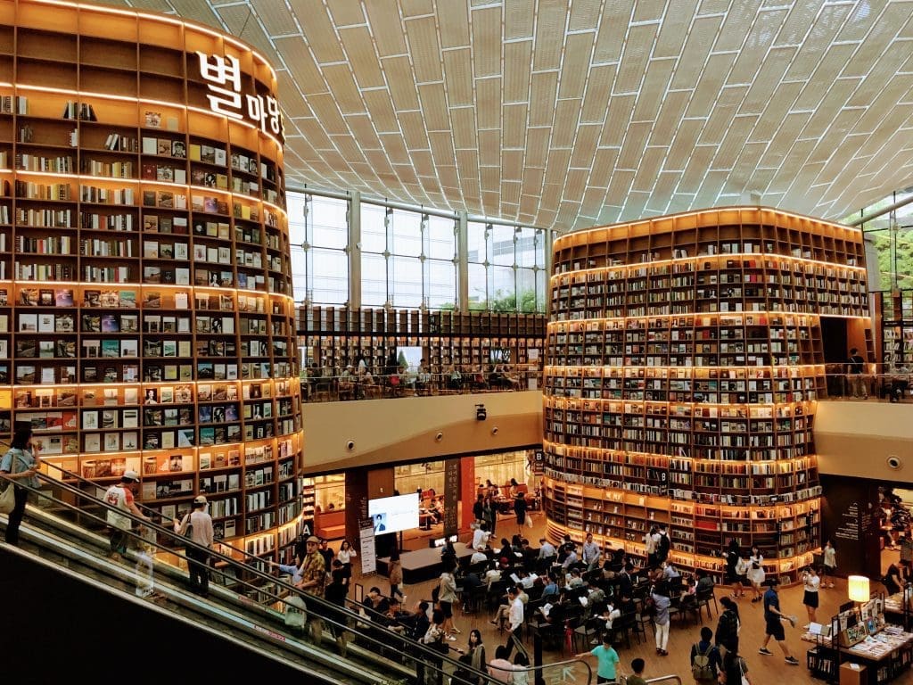 Starfield Library | These Spectacular Libraries in Seoul and Suwon will Blow Your Mind 1 starfield library in seoul