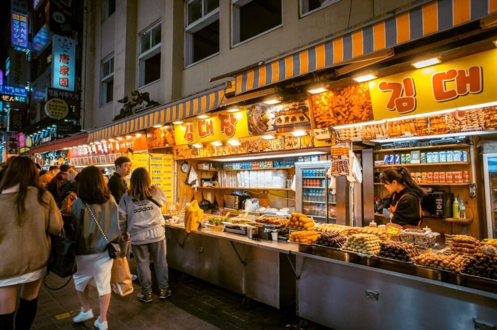 Seoul at Night | 29 Amazing Things for Insomniacs to do After Dark 20 seoul at night | myeongdong night market street food