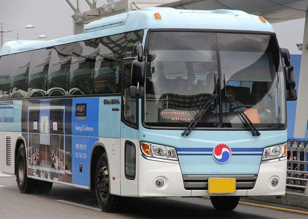 KAL limousine bus from incheon airport to myeongdong