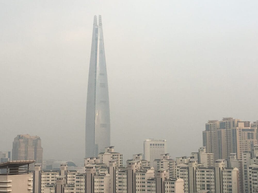 yellow dust korea weather in april