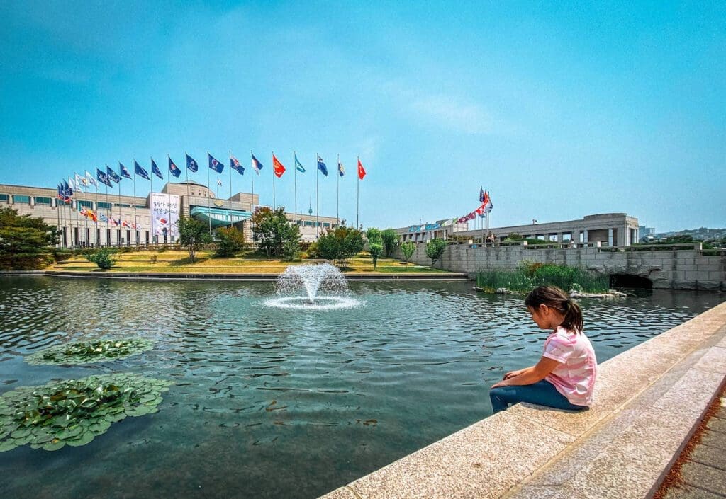 76 Delightful Things to do on a Rainy Day in Seoul (+ Heat and Pollution too!) 59 outdoor areas of the The War Memorial of Korea during a hot summer day