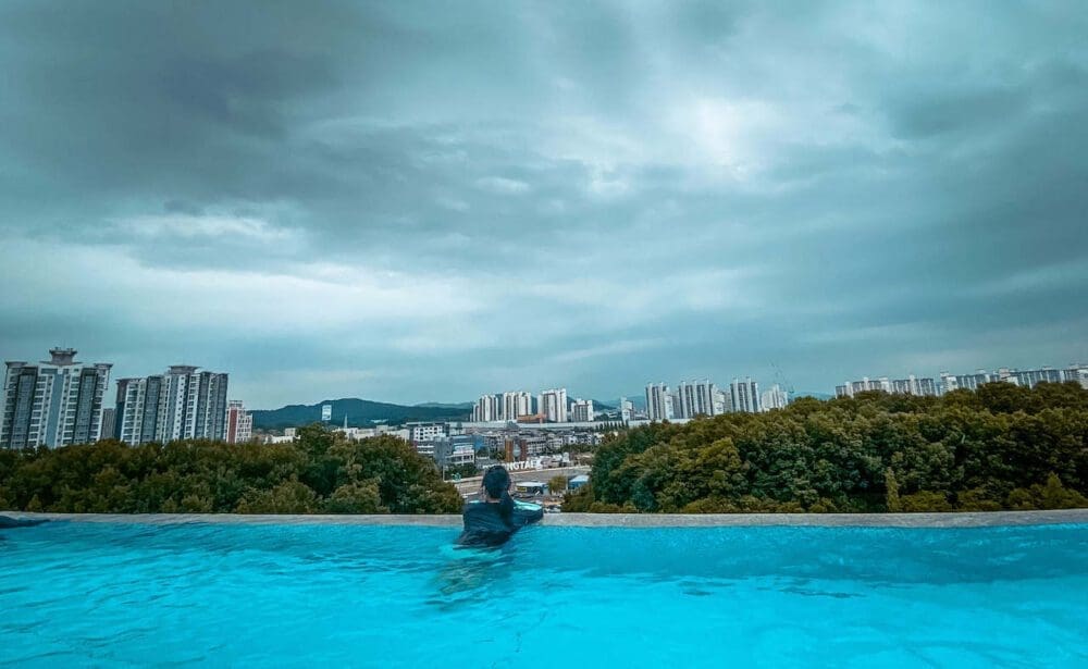 summer in korea | swimming pools