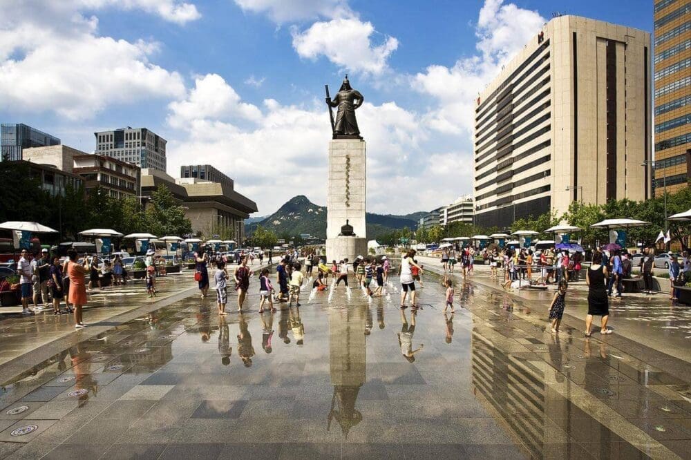 gwanghwamun square