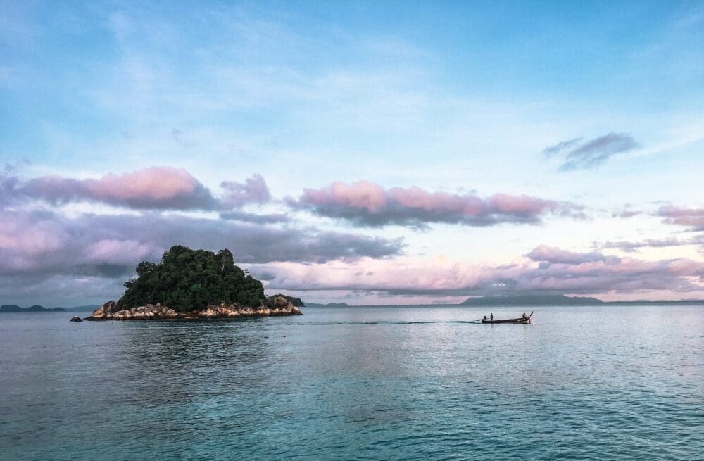 koh usen at sunset