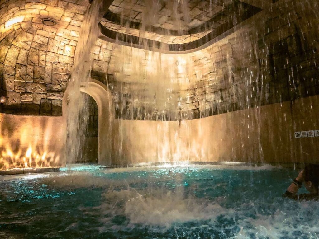 Jjimjilbang 101: Beginner's Guide to Korean Saunas and Bathhouse Etiquette 8 a pool at luxury jjimjilbang cimer spa at paradise city hotel in incheon