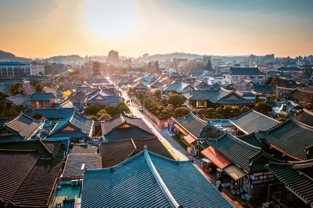 How to Visit the Gwangyang Maehwa Festival 2026 | Korea's First Spring Flowers! 16 jeonju hanok village