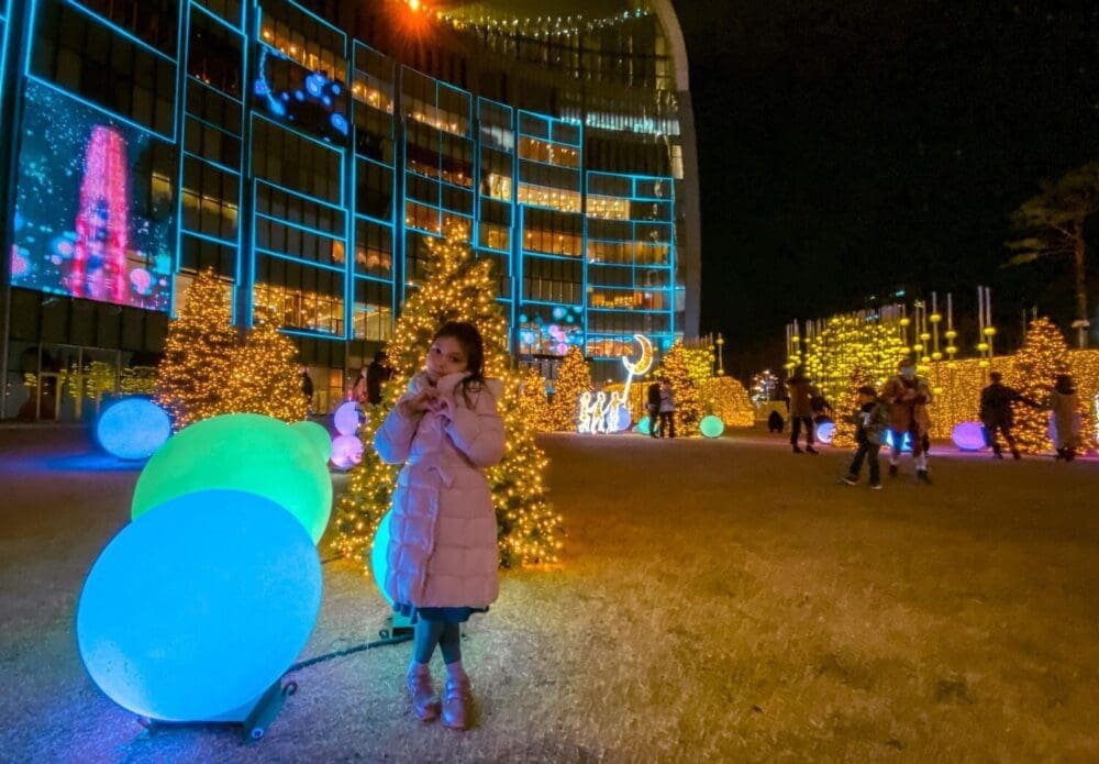 Christmas in Seoul 2026 | The 26 Best Festive Things to Do in Seoul for Christmas 2 lotte world mall during christmas in seoul