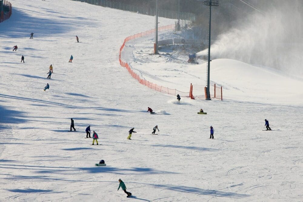 ski resorts near seoul | konjiam ski resort