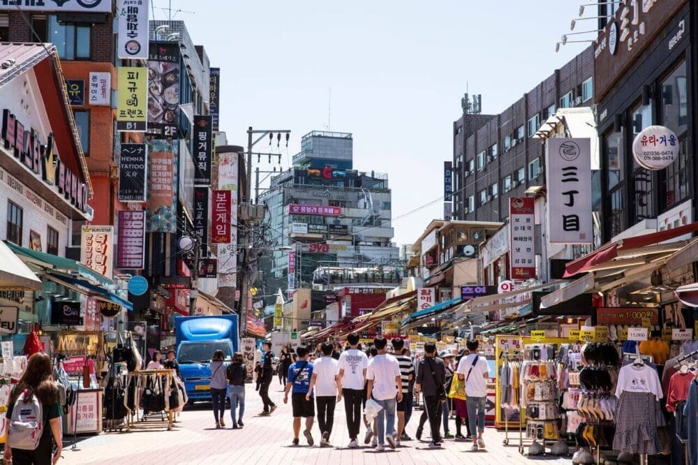 where to stay in seoul | hongdae
