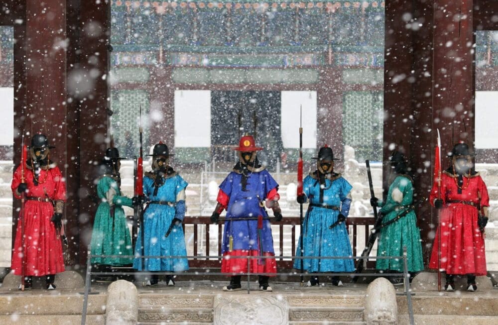 Seollal in Seoul 2026 | 11 Fabulous Things to do for Korean Lunar New Year 13 seollal in seoul | gyeongbokgung palace