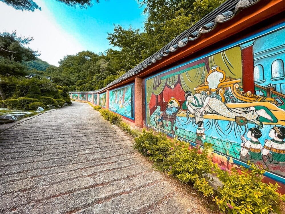 The 3,000 Buddhas at Waujeongsa Temple in Yongin Will Awaken Your Spirit 9 waujeongsa temple yongin | palsang-do