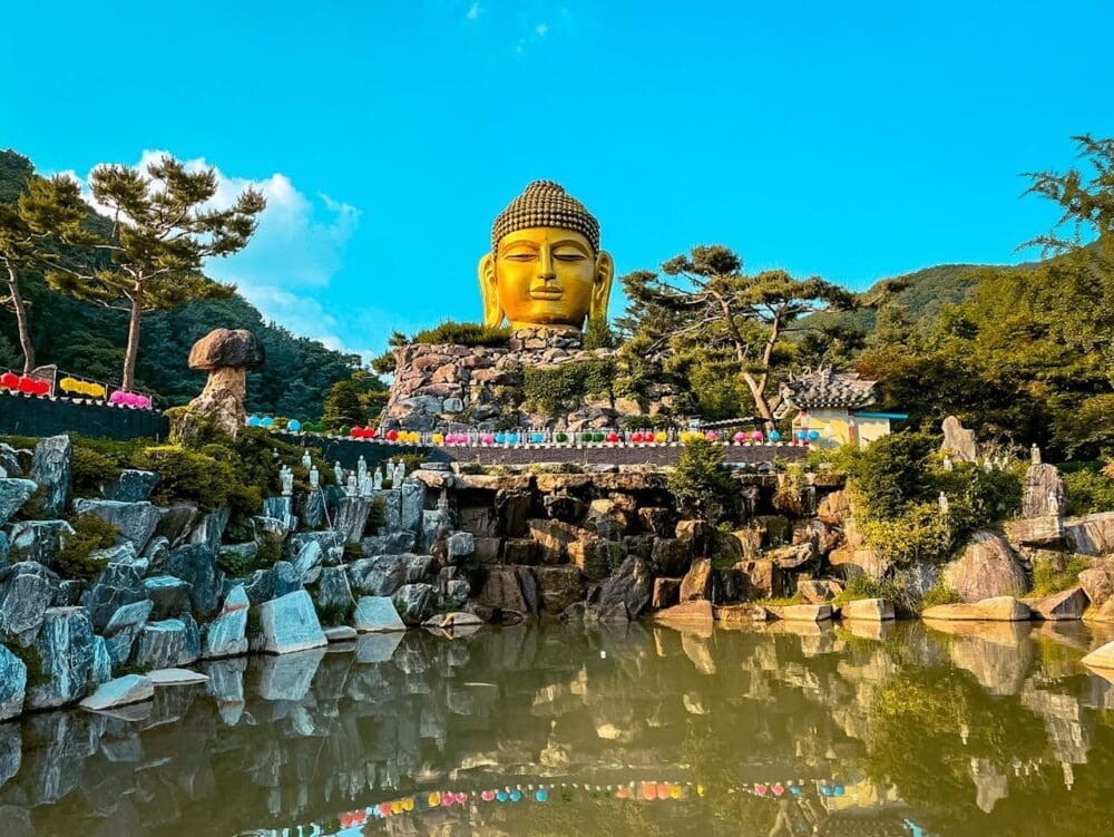 The 3,000 Buddhas at Waujeongsa Temple in Yongin Will Awaken Your Spirit 1 entrance of waujeongsa temple yongin