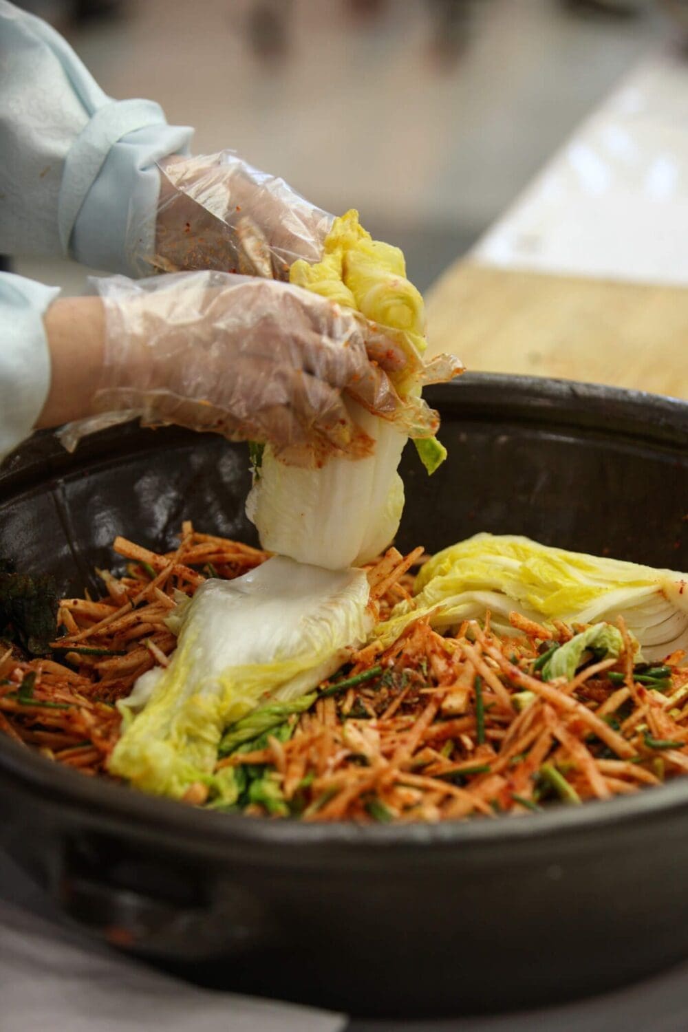 76 Delightful Things to do on a Rainy Day in Seoul (+ Heat and Pollution too!) 65 indoor activities in seoul | kimchi making class