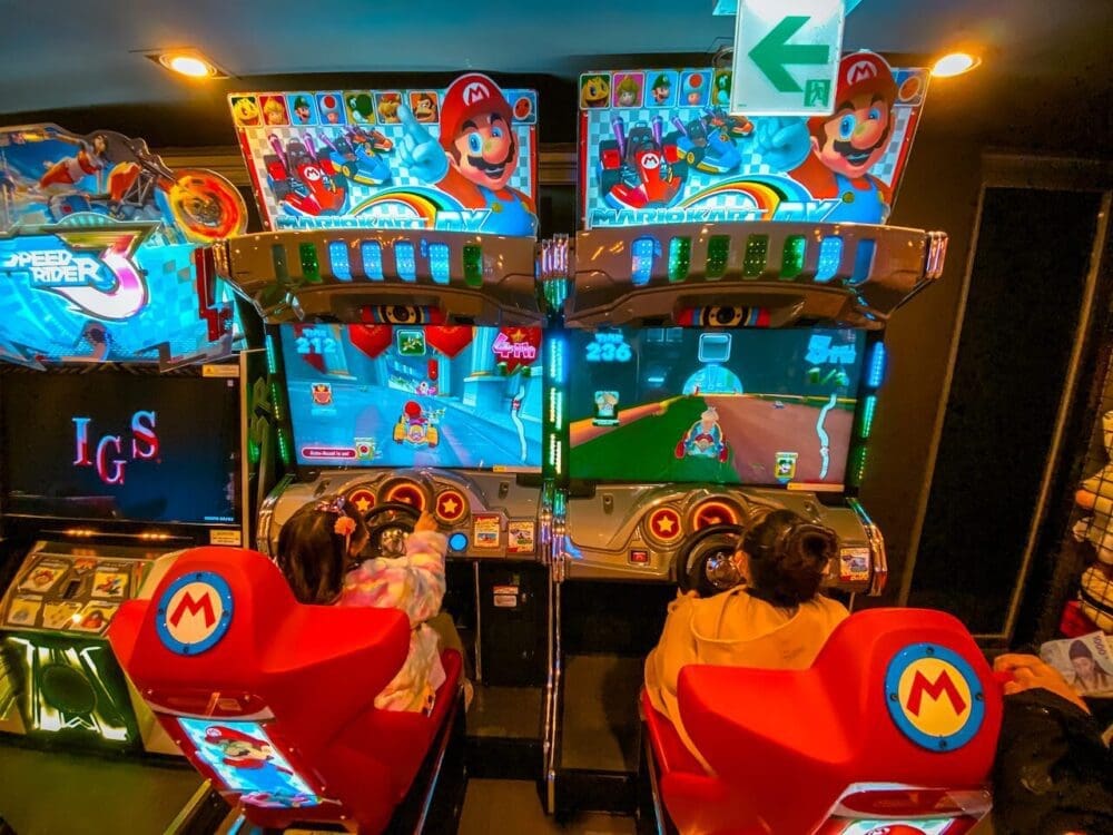 76 Delightful Things to do on a Rainy Day in Seoul (+ Heat and Pollution too!) 70 indoor activities in seoul | arcade / oraksil