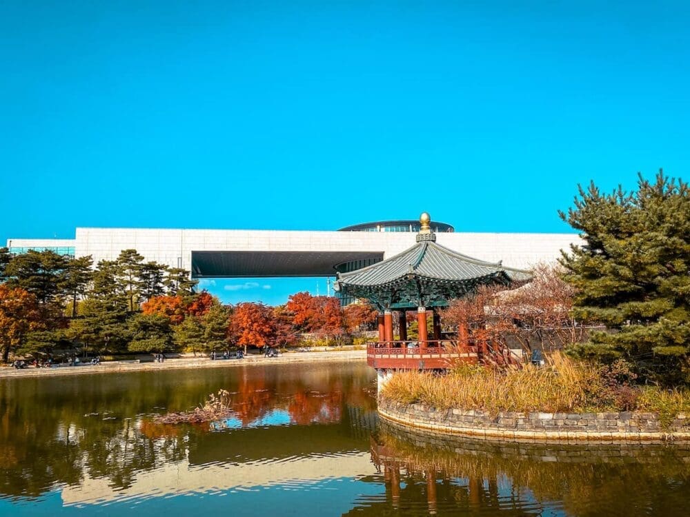 76 Delightful Things to do on a Rainy Day in Seoul (+ Heat and Pollution too!) 57 indoor attractions in seoul | national museum of korea