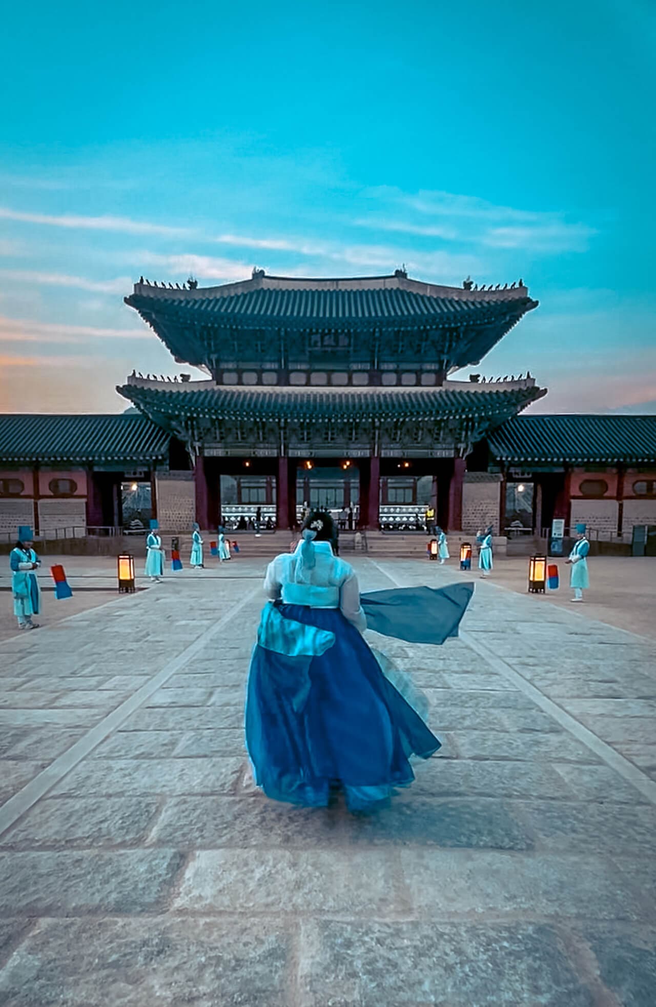Seoul at Night | 29 Amazing Things for Insomniacs to do After Dark 13 seoul at night | gyeongbokgung palace