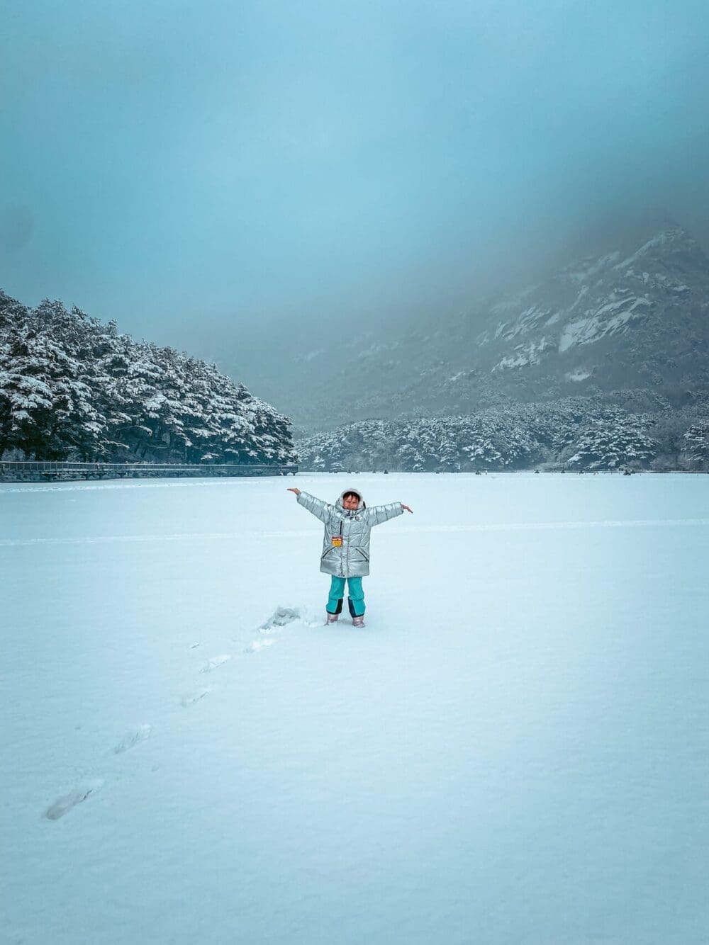 sanjeong lake in winter