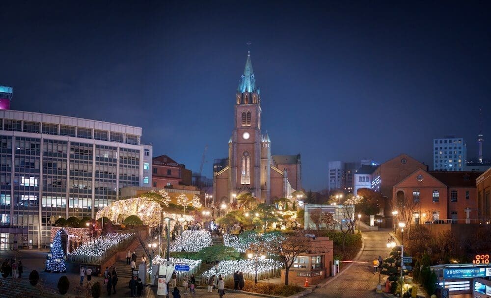 Christmas in Seoul 2026 | The 26 Best Festive Things to Do in Seoul for Christmas 19 christmas in seoul | myeongdong cathedral