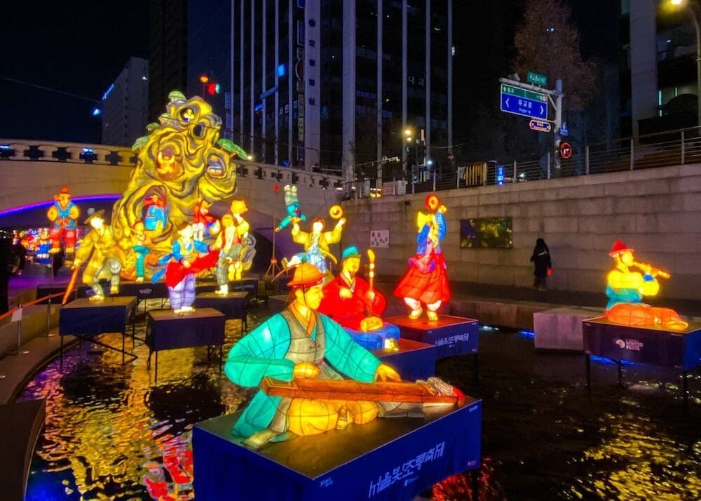 seoul lantern festival at cheonggyecheon strea,
