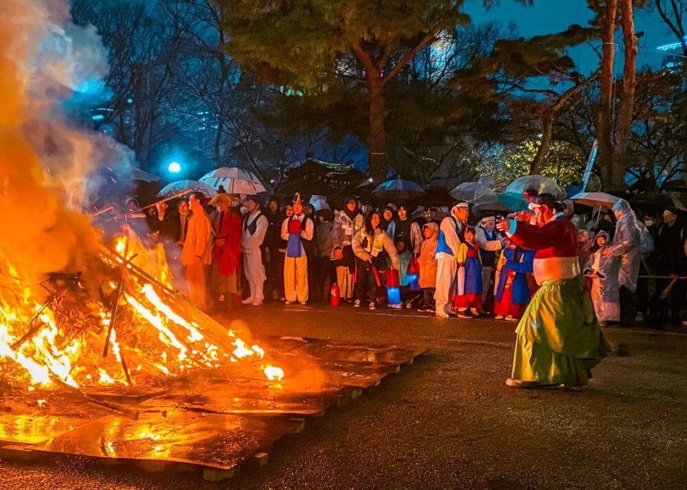 Jeongwol Daeboreum Fire Festival | 7 Places to Celebrate the Great Full Moon in South Korea 22 jeongwol daeboreum in seoul