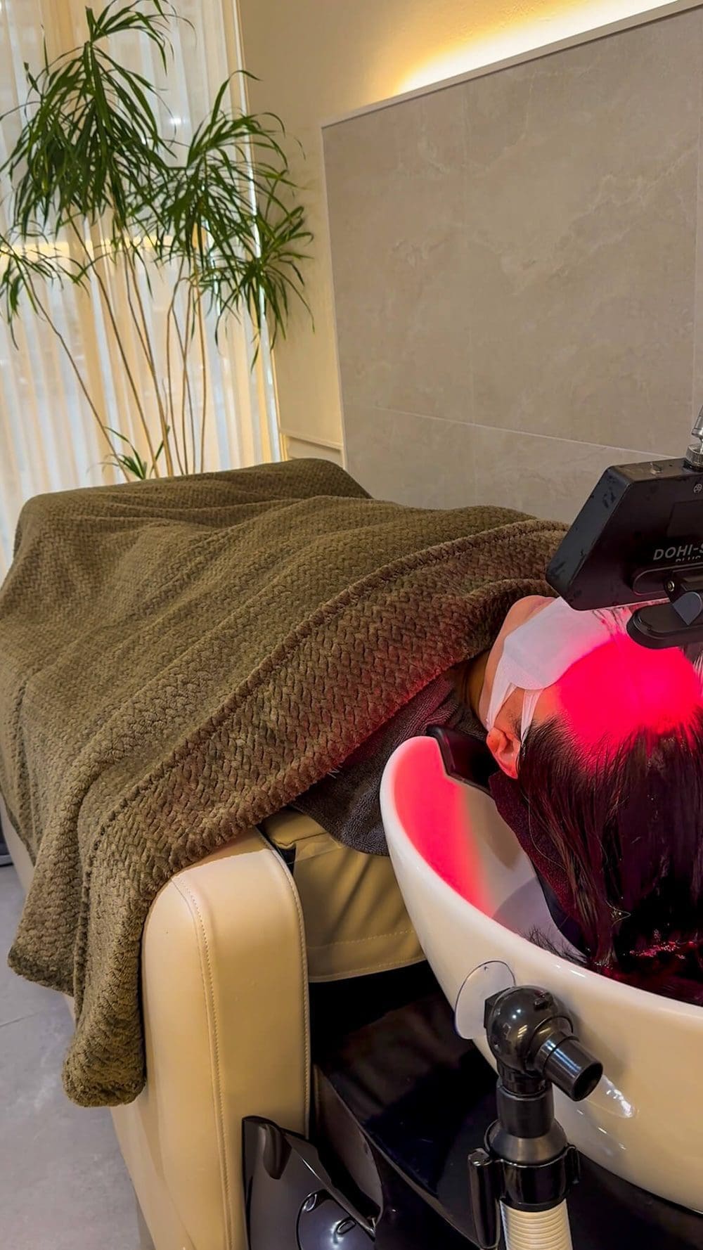 The Luxurious 18-Step Korean Head Spa at Eco Jardin in Seoul | Personal Experience & Review 26 rinse - massage hybrid bed at eco jardin