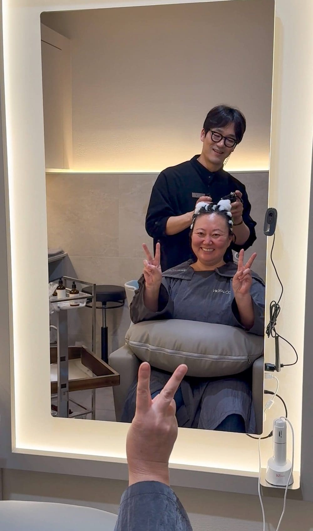 The Luxurious 18-Step Korean Head Spa at Eco Jardin in Seoul | Personal Experience & Review 23 hair nourishing shampoo during a scalp treatment in seoul