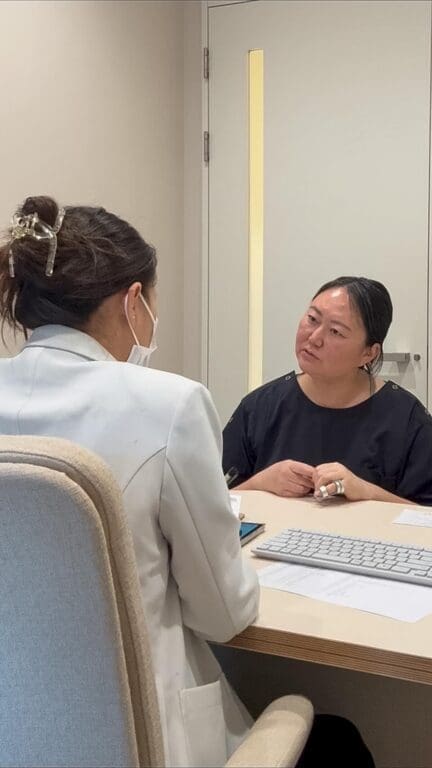 consultation with the traditional korean medicine doctor at duna clinic